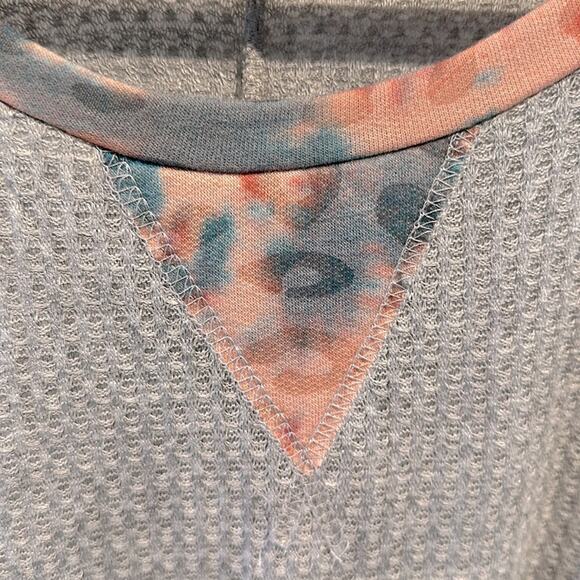 1.4.3. Story by Line Up Medium Pastel Abstract Animal Print Waffle Knit Top - Picture 4 of 8